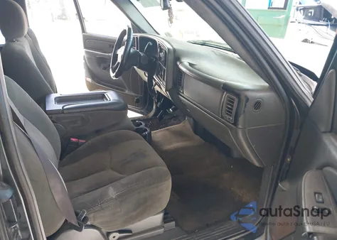 2004 Chevrolet Silverado 1500 Ls z USA, uszkodzony, nr VIN 2GCEC19V241168072